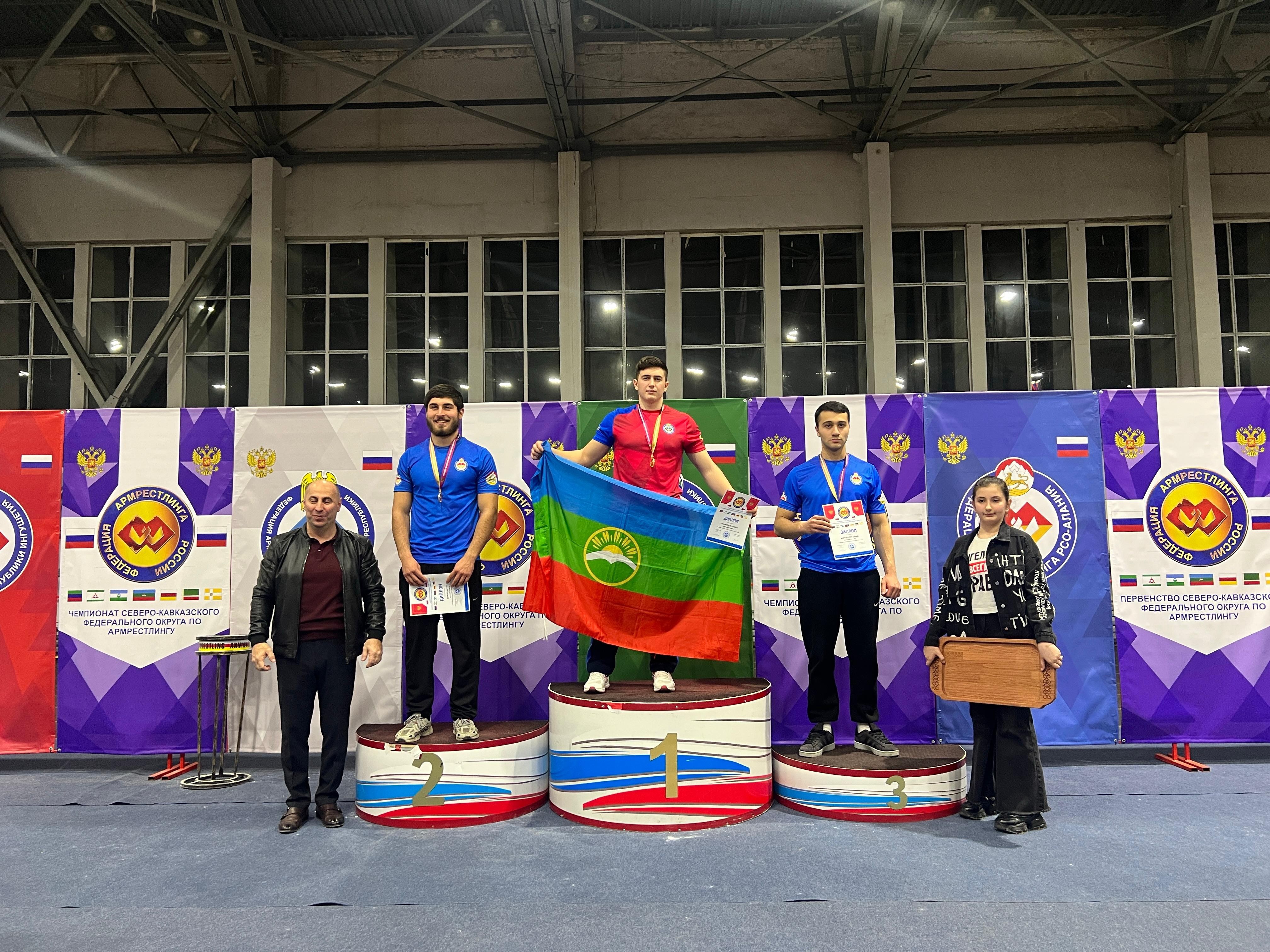 Чемпионат и первенство СКФО по армрестлингу.