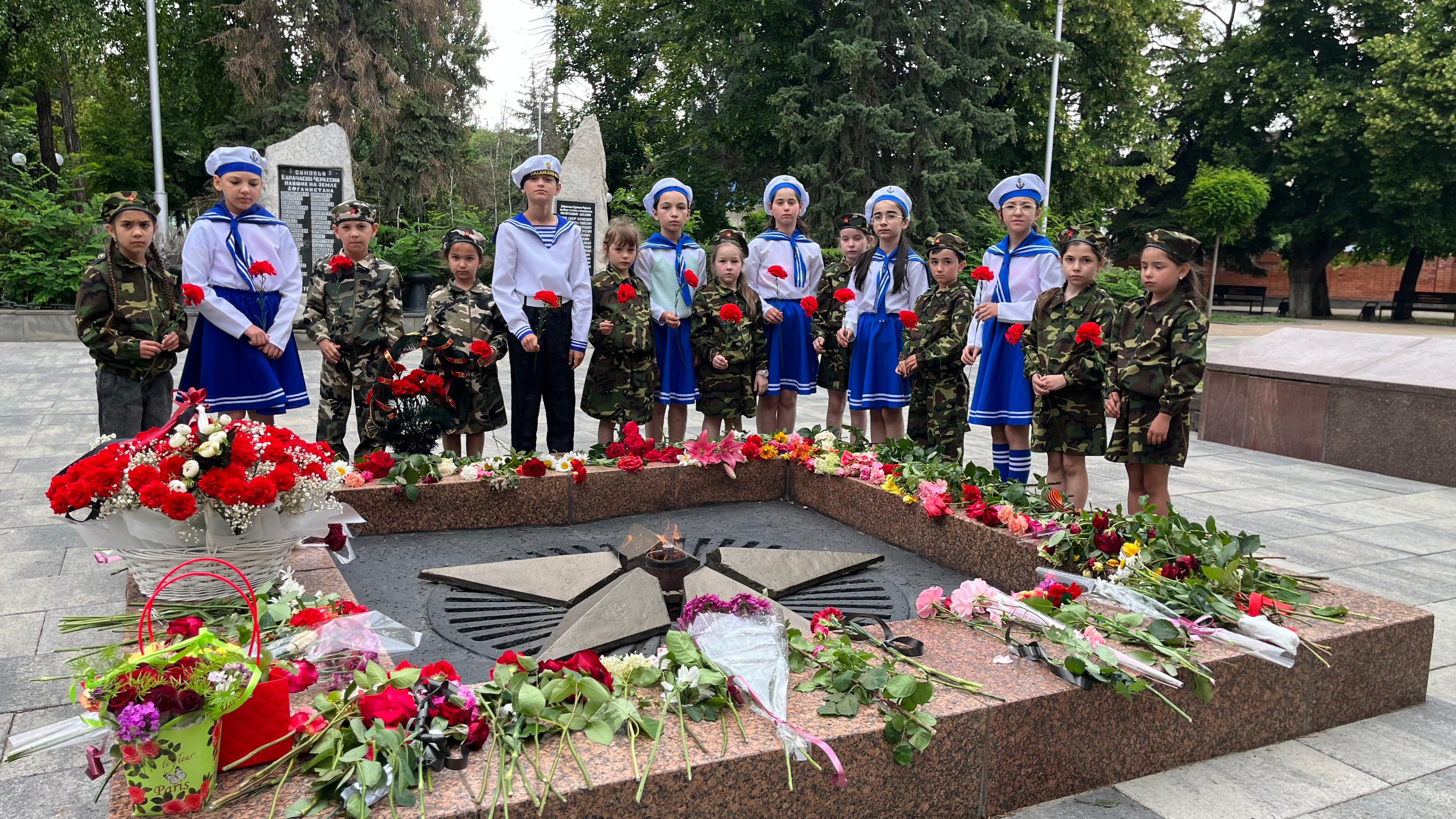 Тринадцатый день пришкольных лагерей.  День памяти и скорби.