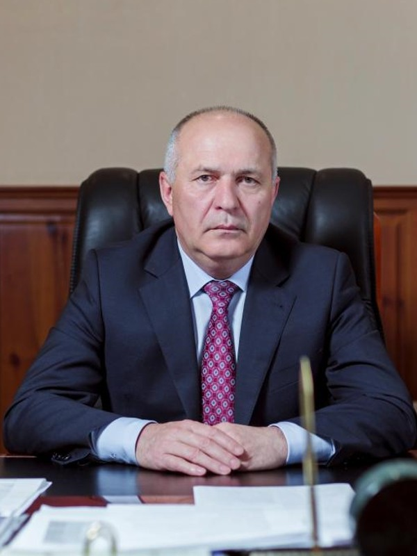 Лайпанов Мурат Алибиевич.
