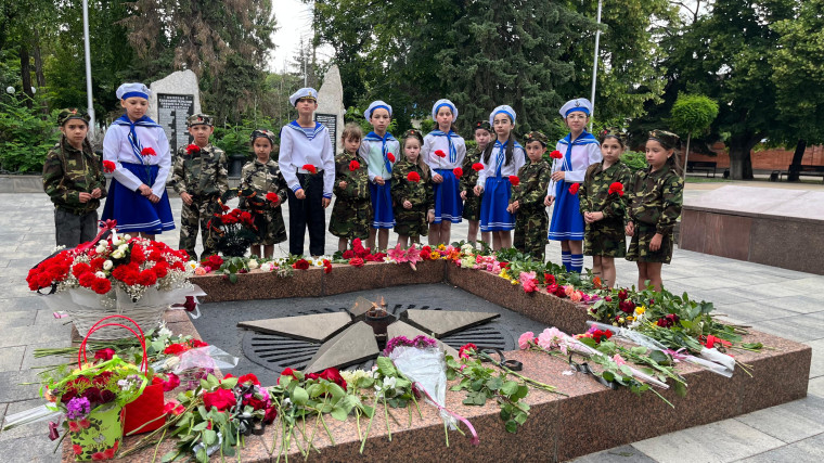 Тринадцатый день пришкольных лагерей. День памяти и скорби. Тринадцатый день пришкольных лагерей. День памяти и скорби.